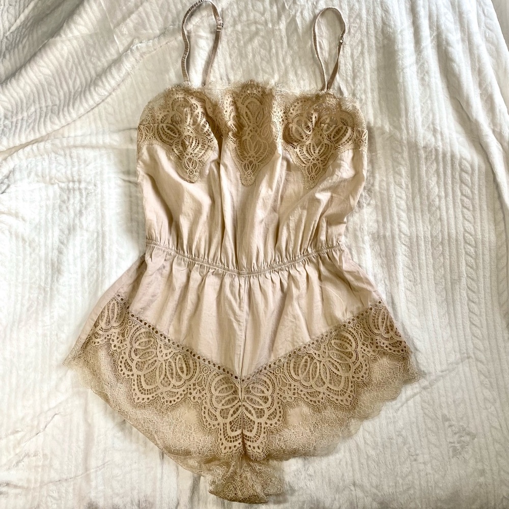 Victoria’s Secret Linen Romper